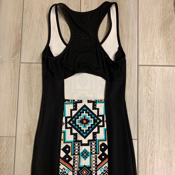 Bebe dress - Picture 2 of 3